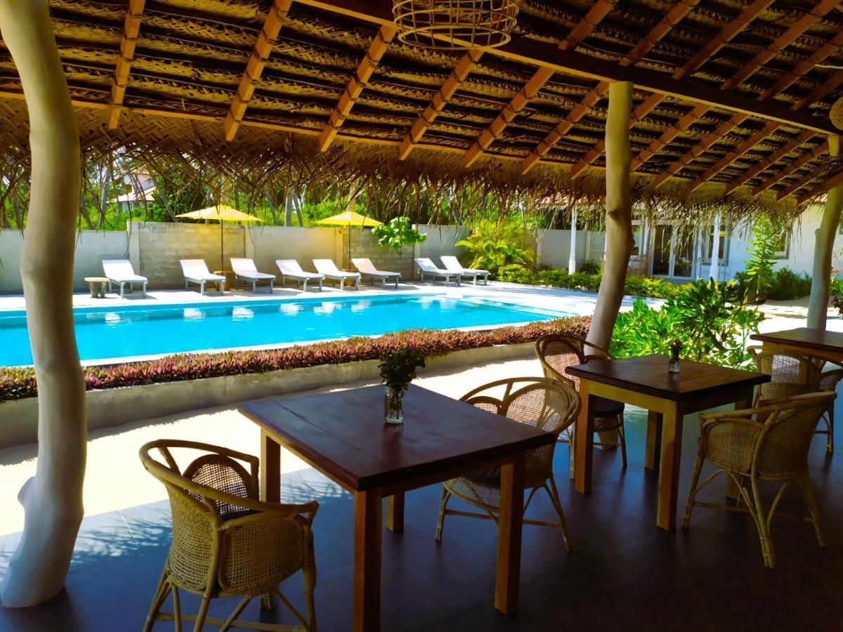 Sleeping Elephant Beach Resort Тангалла Экстерьер фото