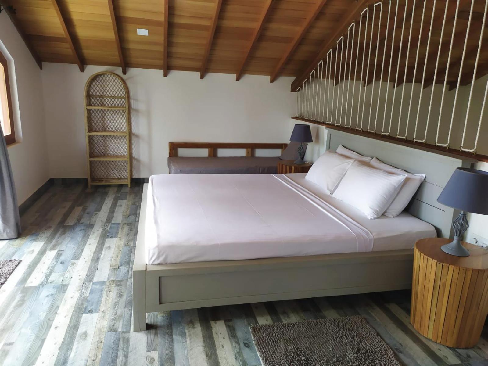 Sleeping Elephant Beach Resort Тангалла Экстерьер фото